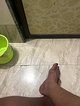 Snapshot of hitlar1026 chatting on January 10, 8:43 pm hitlar1026 online show from January 10, 8:43 pm