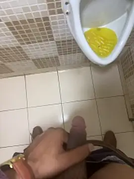 Snapshot of hitlar1026 chatting on March 19, 12:31 pm hitlar1026 online show from March 19, 12:31 pm