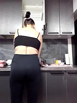 AnaFoxxy online show from April 2, 2:04 pm