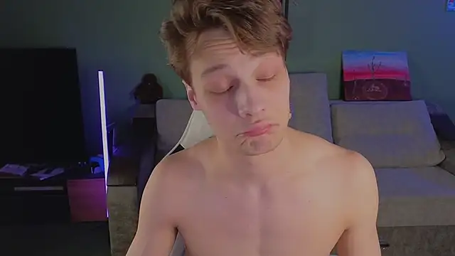 Snapshot of TeddyLiLboy chatting on March 29, 8:31 pm TeddyLiLboy online show from March 29, 8:31 pm