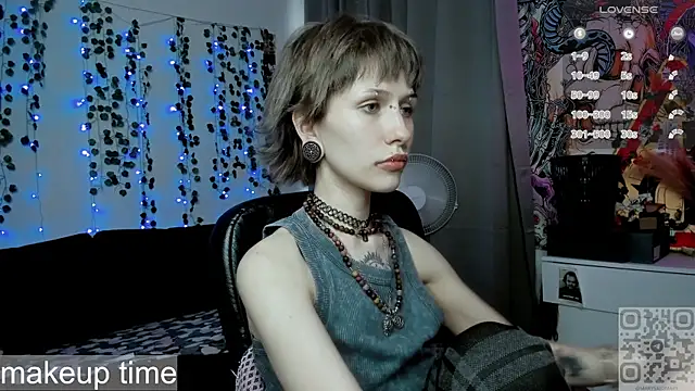 Snapshot of say_mary chatting on June 27, 5:18 pm say mary online show from June 27, 5:18 pm
