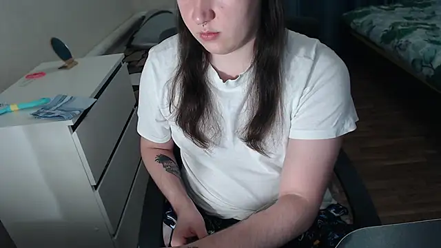 EvaMiron online show from February 5, 4:11 pm