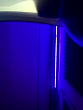 HornyBoyTim online show from December 18, 3:45 am