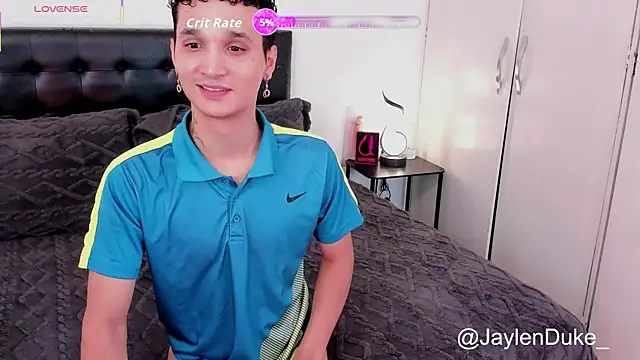 Snapshot of jaylen_and_duke chatting on July 9, 11:03 am jaylen and duke online show from July 9, 11:03 am