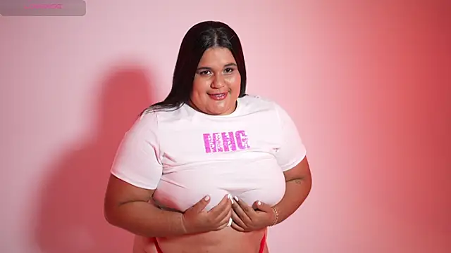 Snapshot of natalia_curvy1 chatting on May 15, 5:53 pm natalia curvy1 online show from May 15, 5:53 pm