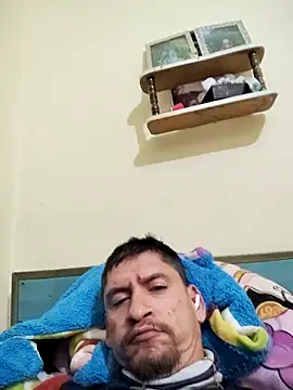 Leass8m online show from May 1, 8:52 am