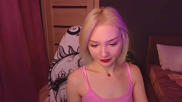 Snapshot of SandraBoyl chatting on January 28, 1:08 am SandraBoyl online show from January 28, 1:08 am