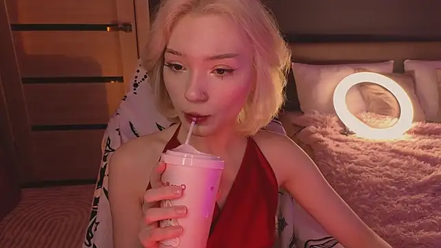 Snapshot of SandraBoyl chatting on January 30, 1:22 am SandraBoyl online show from January 30, 1:22 am