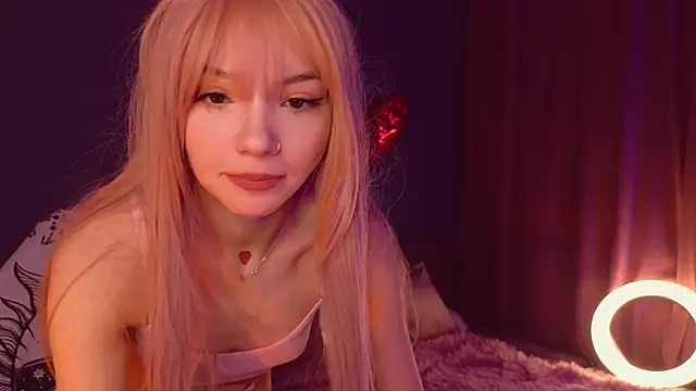 Snapshot of SandraBoyl chatting on March 5, 1:10 am SandraBoyl online show from March 5, 1:10 am