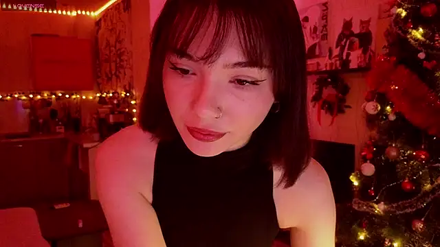 Snapshot of SandraBoyl chatting on January 13, 1:44 am SandraBoyl online show from January 13, 1:44 am