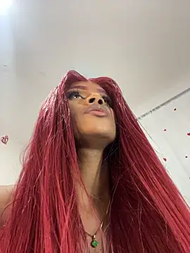 Snapshot of Elektra_Queen chatting on April 18, 1:15 pm Elektra Queen online show from April 18, 1:15 pm