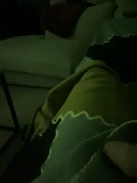 Snapshot of fullfillyourdreams chatting on October 8, 11:02 pm fullfillyourdreams online show from October 8, 11:02 pm