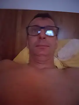 Snapshot of Anastasio33 chatting on July 11, 9:34 am Anastasio33 online show from July 11, 9:34 am