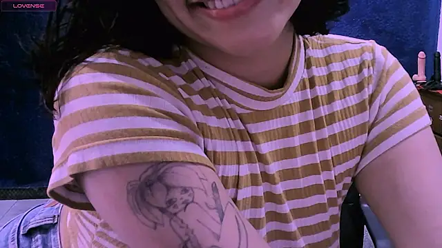 NinaYellow online show from January 16, 9:52 pm