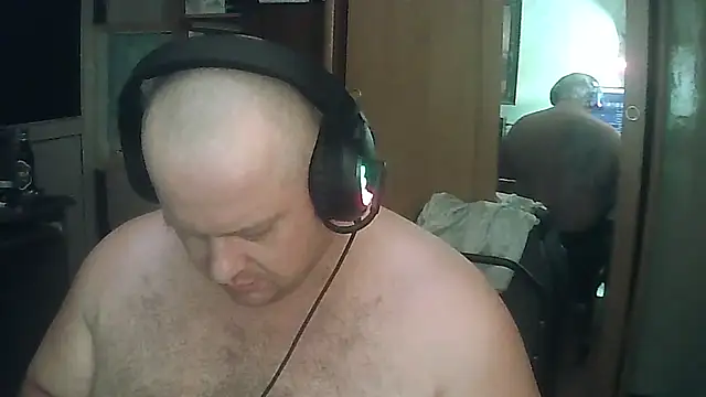 Snapshot of perversalus chatting on August 1, 12:54 am perversalus online show from August 1, 12:54 am