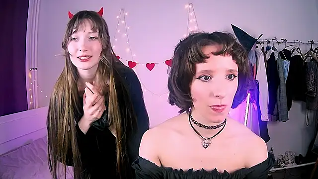 Violet Veliya online show from March 22, 5:38 pm