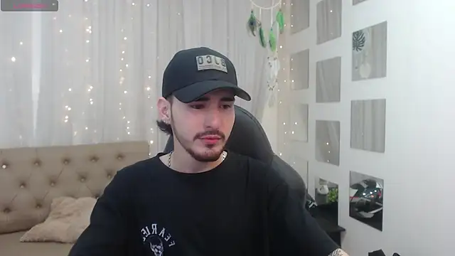 DmitriSanders online show from December 29, 12:12 pm