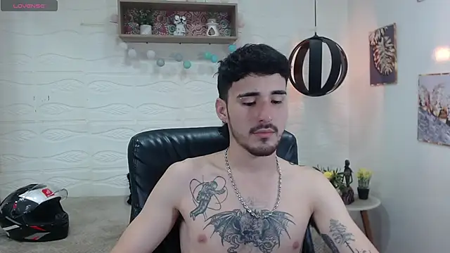 DmitriSanders online show from January 21, 11:45 pm