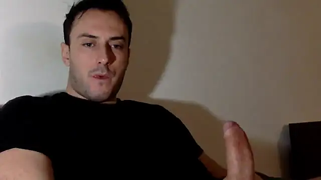 Snapshot of mainnrd chatting on February 15, 10:52 pm mainnrd online show from February 15, 10:52 pm