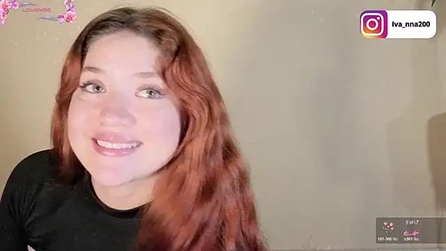 Snapshot of Ivanna_Diamon chatting on April 21, 1:29 am Ivanna Diamon online show from April 21, 1:29 am