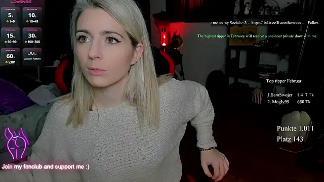 Snapshot of Lisaonthemoon chatting on February 5, 9:41 pm Lisaonthemoon online show from February 5, 9:41 pm