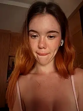 Snapshot of Teya_New chatting on February 26, 7:07 am Teya New online show from February 26, 7:07 am