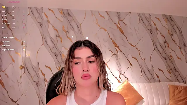 Snapshot of PaulinaSantos_ chatting on March 19, 1:43 am PaulinaSantos online show from March 19, 1:43 am