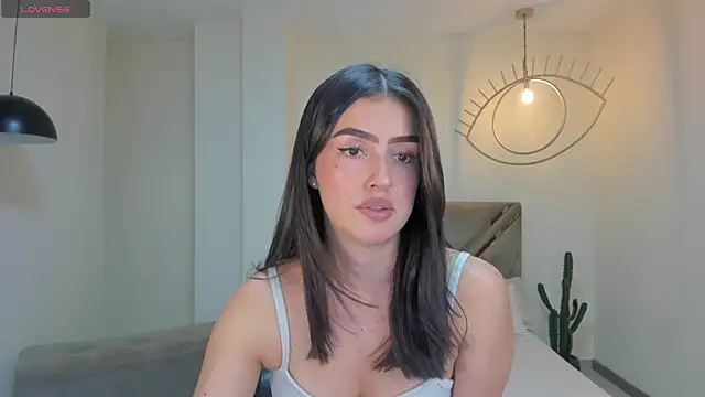 PaulinaSantos  online show from March 20, 6:57 pm