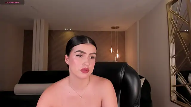 Snapshot of PaulinaSantos_ chatting on July 16, 8:04 pm PaulinaSantos online show from July 16, 8:04 pm
