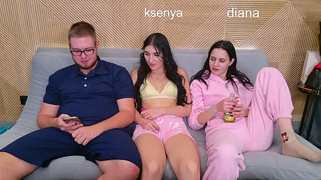 Ksenny online show from October 25, 3:18 pm