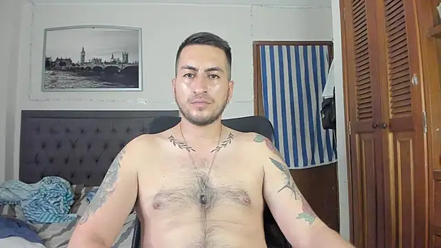 Snapshot of JasonGray96 chatting on June 26, 6:23 pm JasonGray96 online show from June 26, 6:23 pm