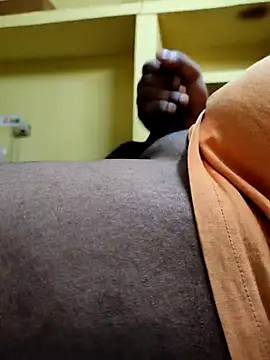 Brown Munda047 online show from October 3, 6:27 pm