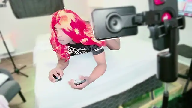 Snapshot of THICKwithDICKK chatting on February 25, 7:36 pm THICKwithDICKK online show from February 25, 7:36 pm