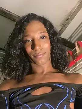 Snapshot of tamarabigass1 chatting on February 25, 12:14 am tamarabigass1 online show from February 25, 12:14 am