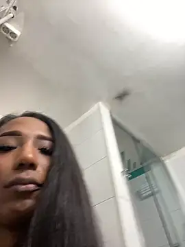 Snapshot of tamarabigass1 chatting on September 15, 7:08 am tamarabigass1 online show from September 15, 7:08 am