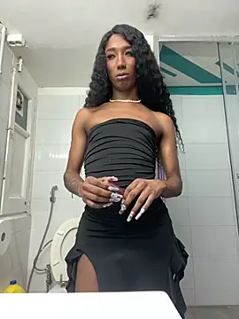 Snapshot of tamarabigass1 chatting on October 10, 3:05 am tamarabigass1 online show from October 10, 3:05 am