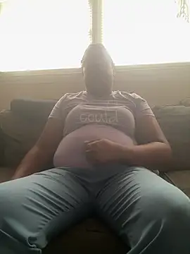 Snapshot of ebonyred chatting on June 16, 2:52 pm ebonyred online show from June 16, 2:52 pm
