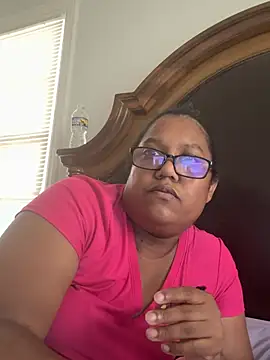 Snapshot of ebonyred chatting on July 10, 5:15 pm ebonyred online show from July 10, 5:15 pm