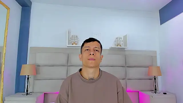 AgarEvans online show from December 5, 4:43 am