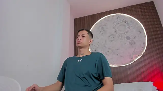 AgarEvans online show from March 3, 4:40 am