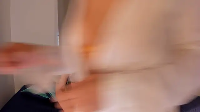 Emmysux online show from December 26, 8:53 pm