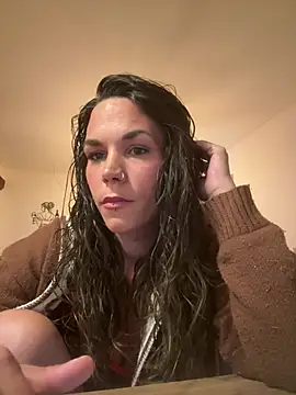 Snapshot of Lady_Knaller chatting on April 23, 7:38 pm Lady Knaller online show from April 23, 7:38 pm