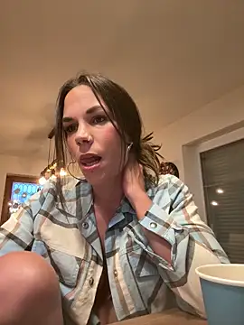 Snapshot of Lady_Knaller chatting on April 30, 6:47 pm Lady Knaller online show from April 30, 6:47 pm