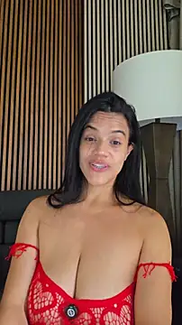 Snapshot of Deisy_Torres chatting on June 2, 9:06 pm Deisy Torres online show from June 2, 9:06 pm