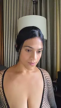 Snapshot of Deisy_Torres chatting on June 3, 8:47 pm Deisy Torres online show from June 3, 8:47 pm