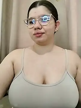 Danzel1105 online show from March 28, 2:16 pm