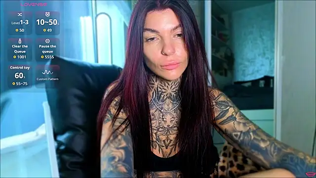 Snapshot of tattooedBabyy chatting on April 30, 7:04 am tattooedBabyy online show from April 30, 7:04 am