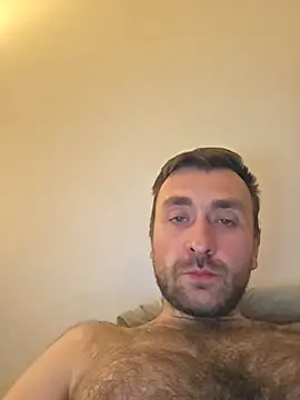 Snapshot of TIGERRR86 chatting on April 28, 8:14 pm TIGERRR86 online show from April 28, 8:14 pm