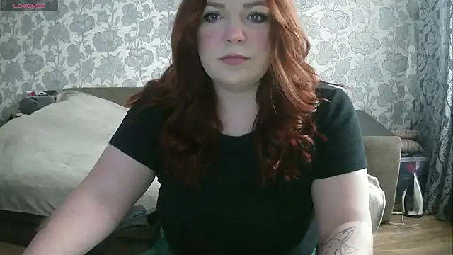 Snapshot of Sabrina_Poison chatting on September 25, 7:01 am Sabrina Poison online show from September 25, 7:01 am