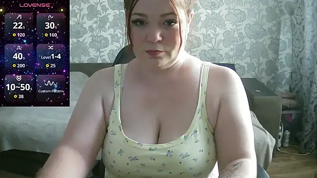 Snapshot of Sabrina_Poison chatting on October 2, 6:42 am Sabrina Poison online show from October 2, 6:42 am